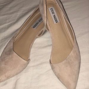 Steve Madden beige pointed toe flats
